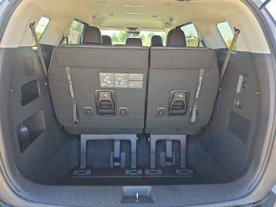 2027 Kia Carnival LXS