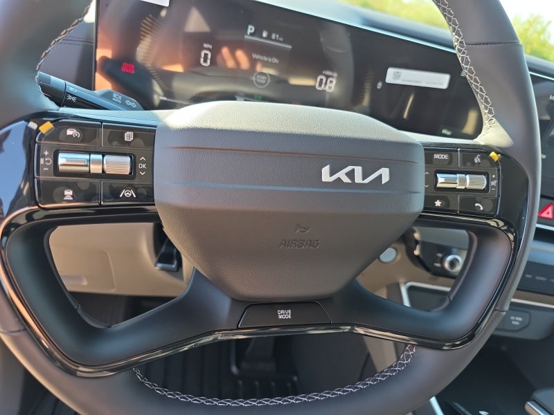 2027 Kia Carnival LXS