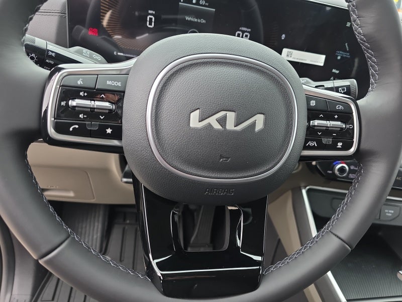 2026 Kia Carnival LXS