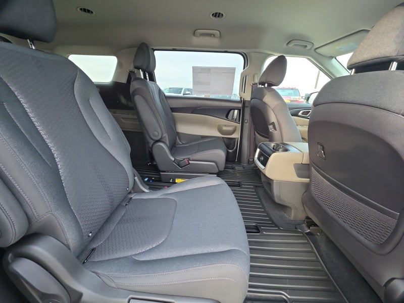 2026 Kia Carnival LX