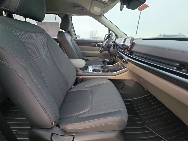 2026 Kia Carnival LX