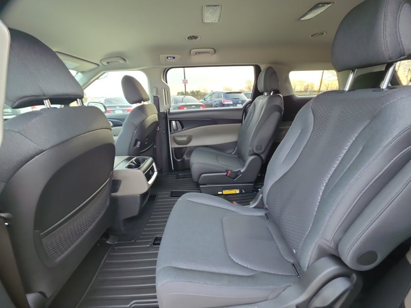 2026 Kia Carnival LX