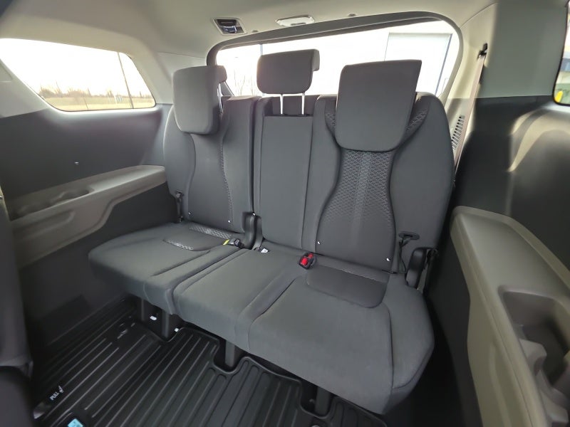 2026 Kia Carnival LX