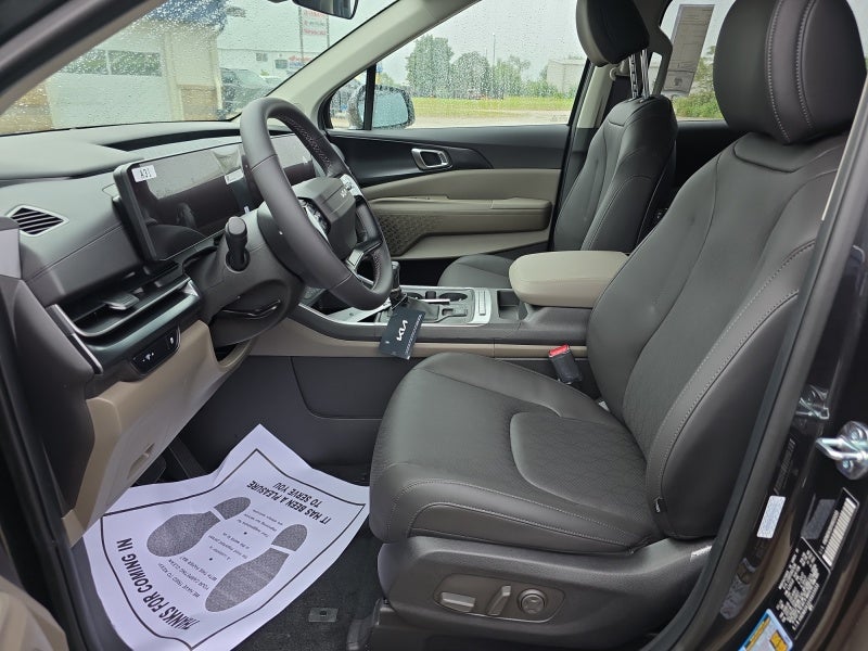 2027 Kia Carnival LXS