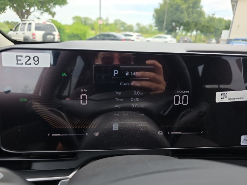 2027 Kia Carnival Hybrid LXS