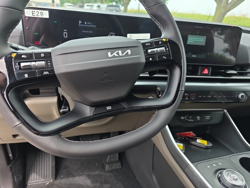 2027 Kia Carnival Hybrid LXS