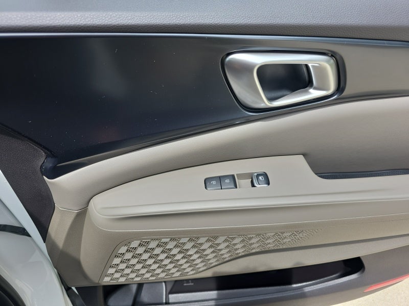 2027 Kia Carnival Hybrid LXS