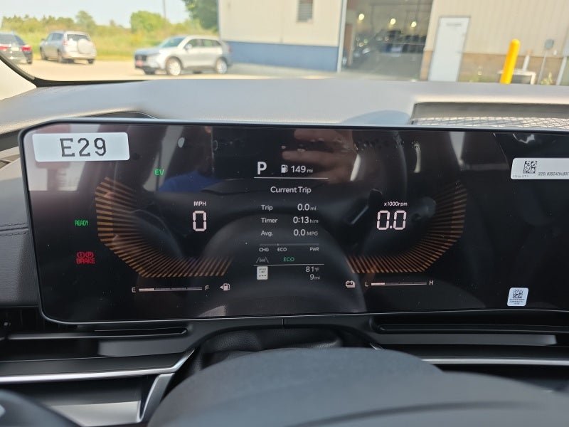 2027 Kia Carnival Hybrid LXS