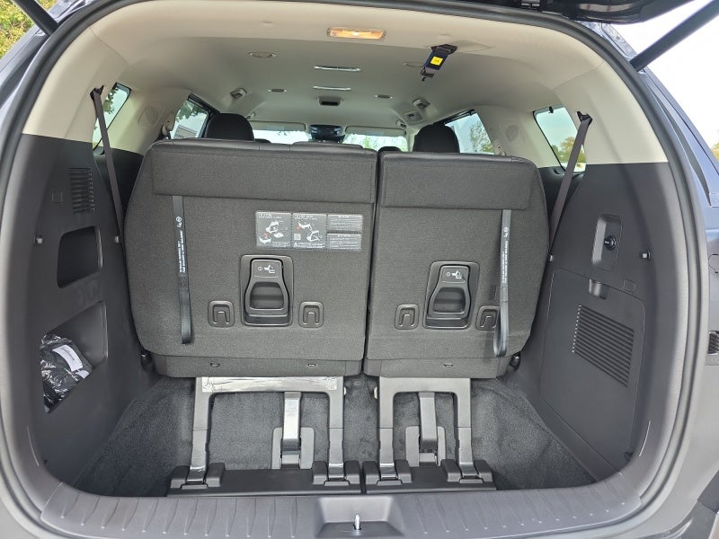 2027 Kia Carnival Hybrid EX