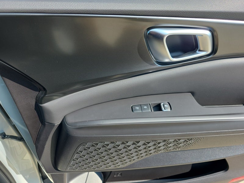 2027 Kia Carnival SX