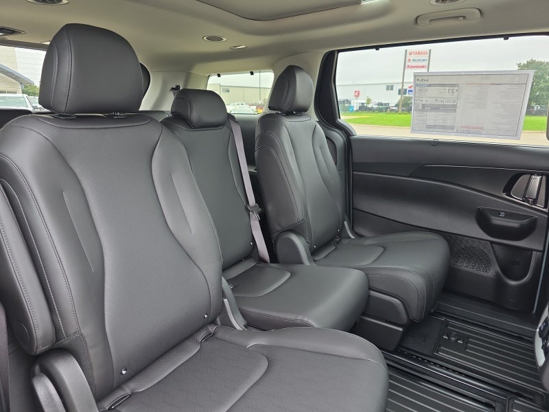 2027 Kia Carnival SX