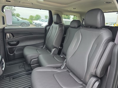 2027 Kia Carnival SX