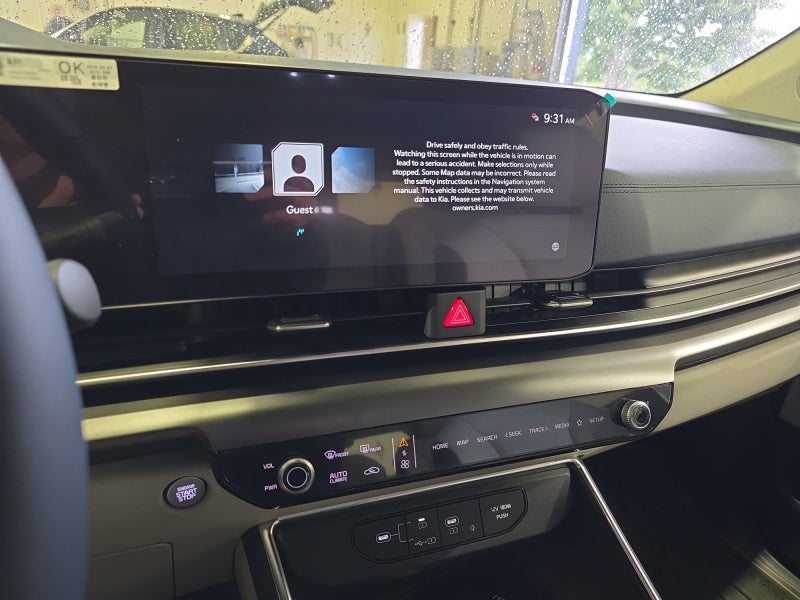 2027 Kia Carnival SX