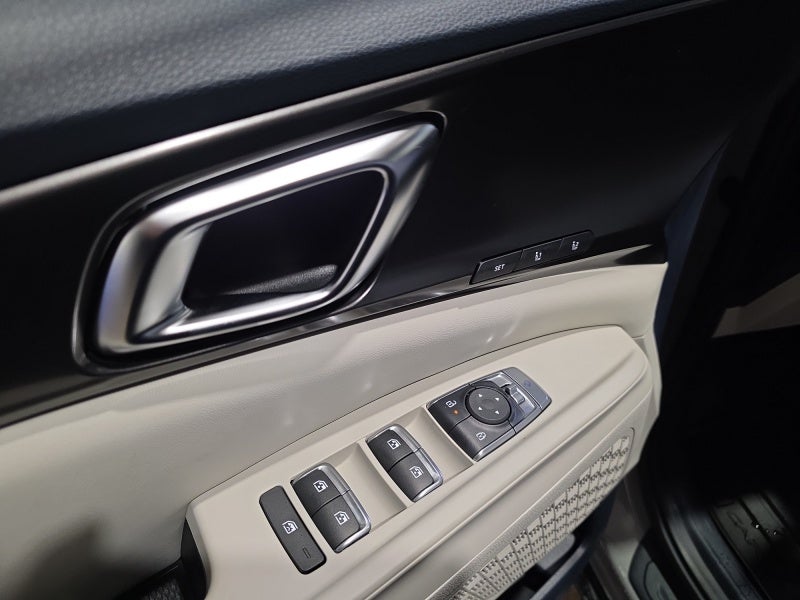 2027 Kia Carnival SX