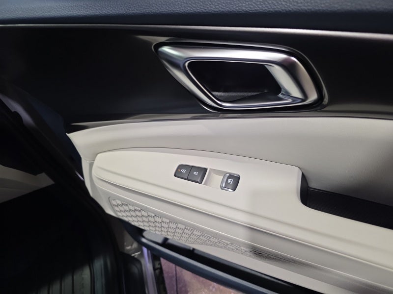 2027 Kia Carnival SX