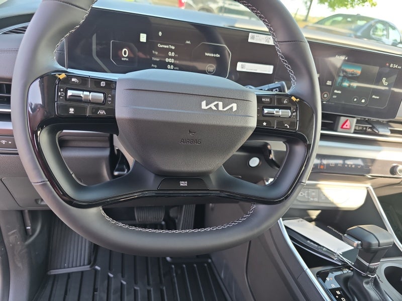 2027 Kia Carnival SX