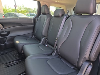 2027 Kia Carnival SX