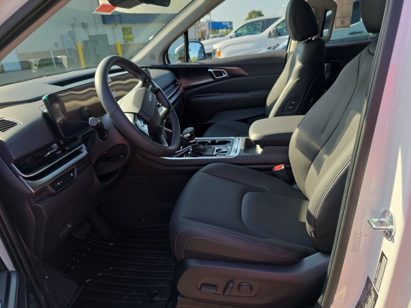 2027 Kia Carnival SX