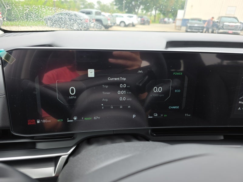 2027 Kia Carnival Hybrid SX