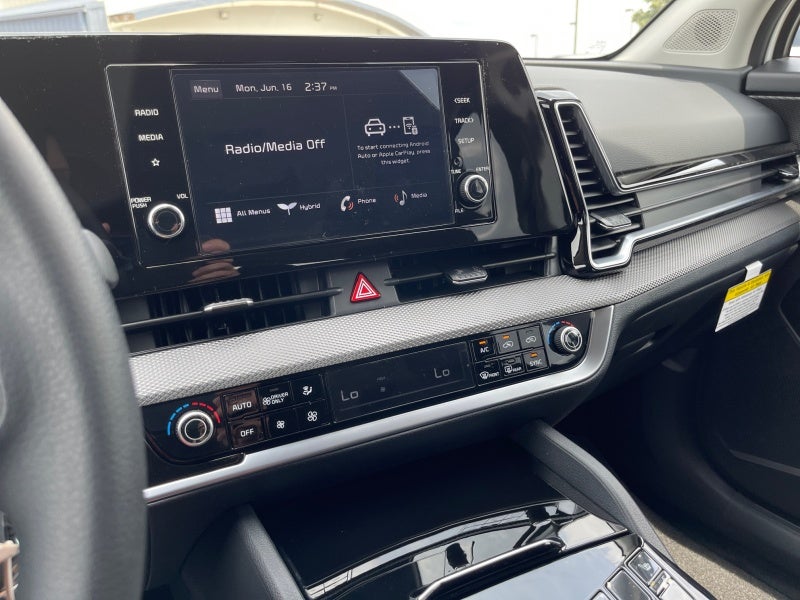 2025 Kia Sportage Hybrid LX