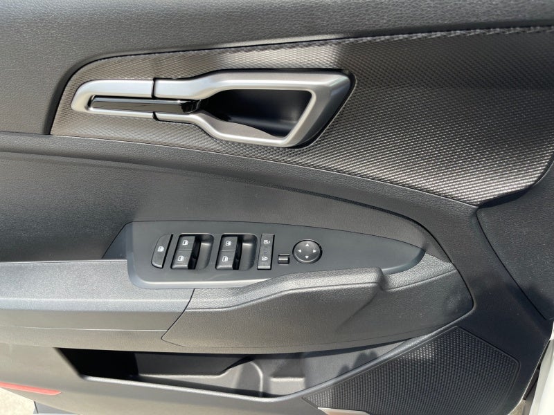 2025 Kia Sportage Hybrid LX