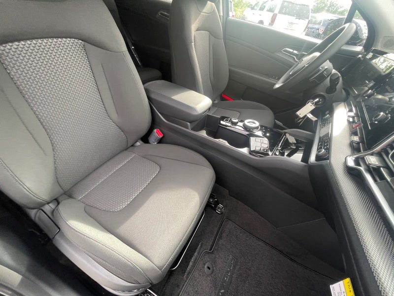 2025 Kia Sportage Hybrid LX