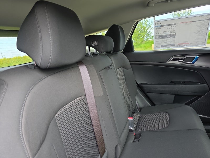 2026 Kia Sportage Hybrid S