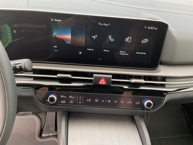 2026 Kia Sportage Hybrid X-Line