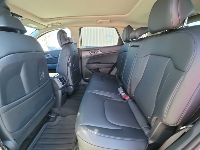 2026 Kia Sportage Hybrid Base