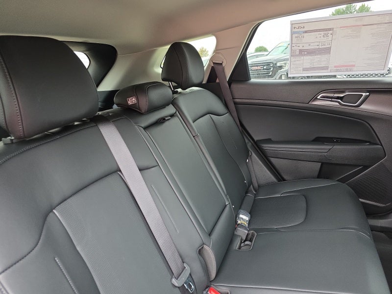 2027 Kia Sportage Hybrid EX