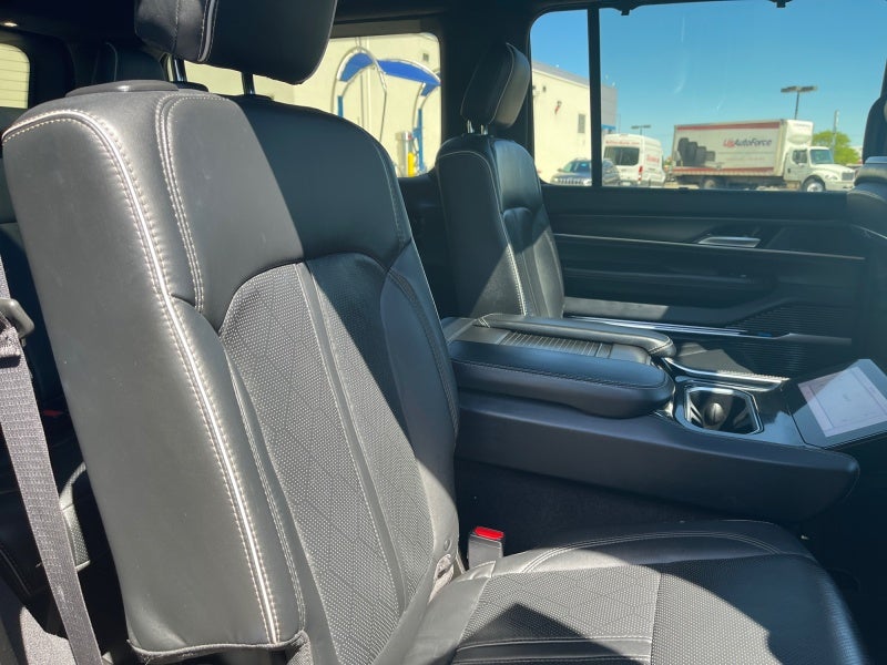 2024 Jeep Grand Wagoneer Series II Obsidian
