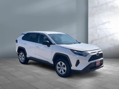 2025 Toyota RAV4 LE