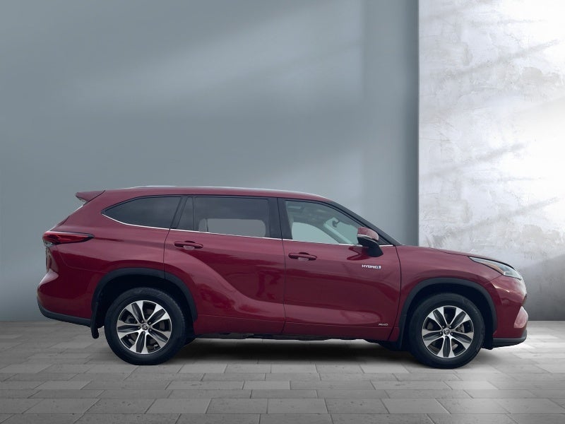 2021 Toyota Highlander Hybrid XLE
