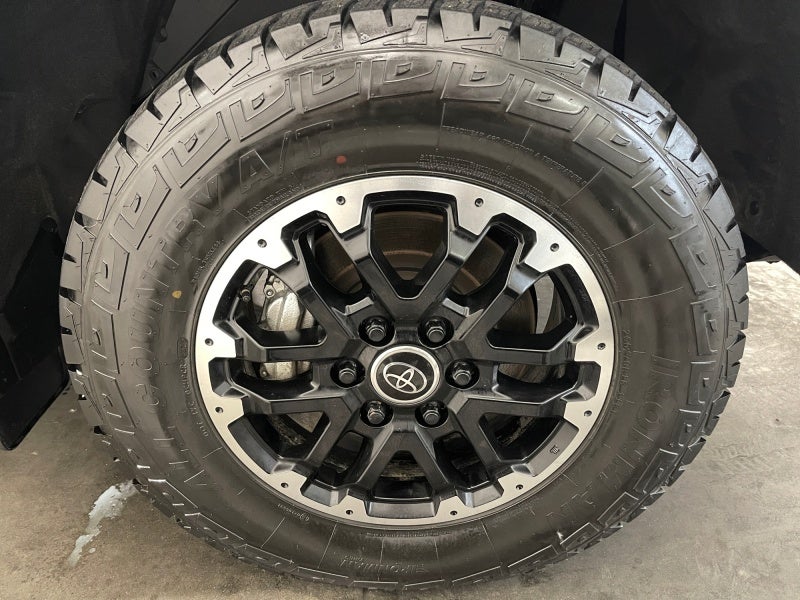 2024 Toyota Tundra 4WD SR5
