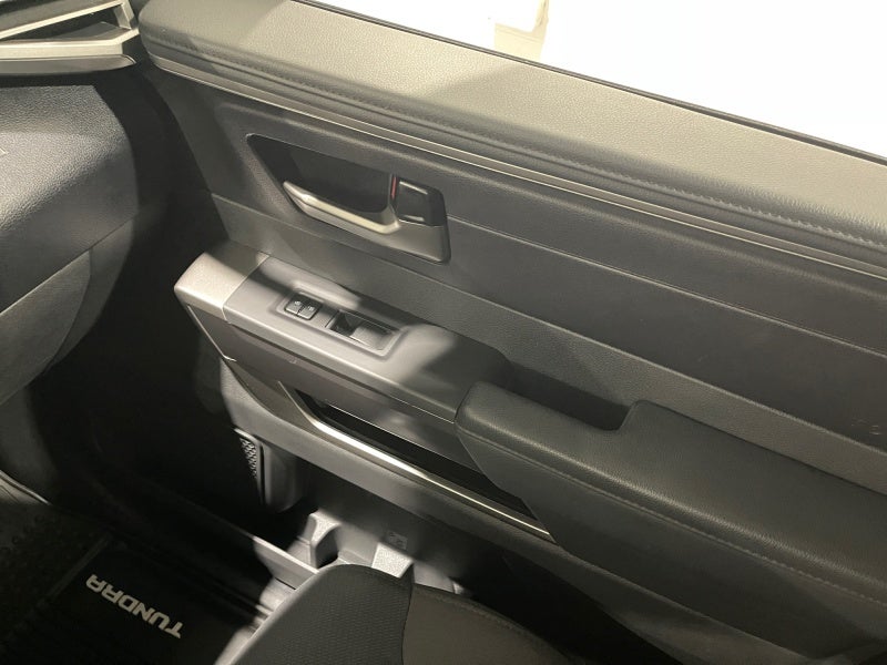 2024 Toyota Tundra 4WD SR5